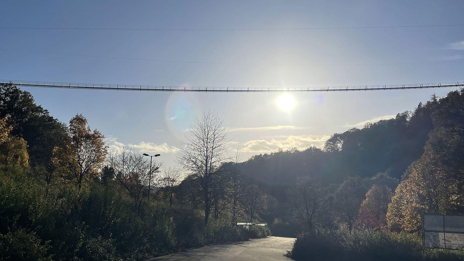 Highwalk Hängebrücke Rotenburg – Seitenansicht über das Kottenbachtal